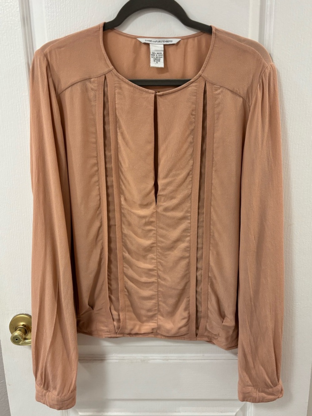 Diane Von Furstenberg Blush Beige Neutral Blouse size 10 FLAW